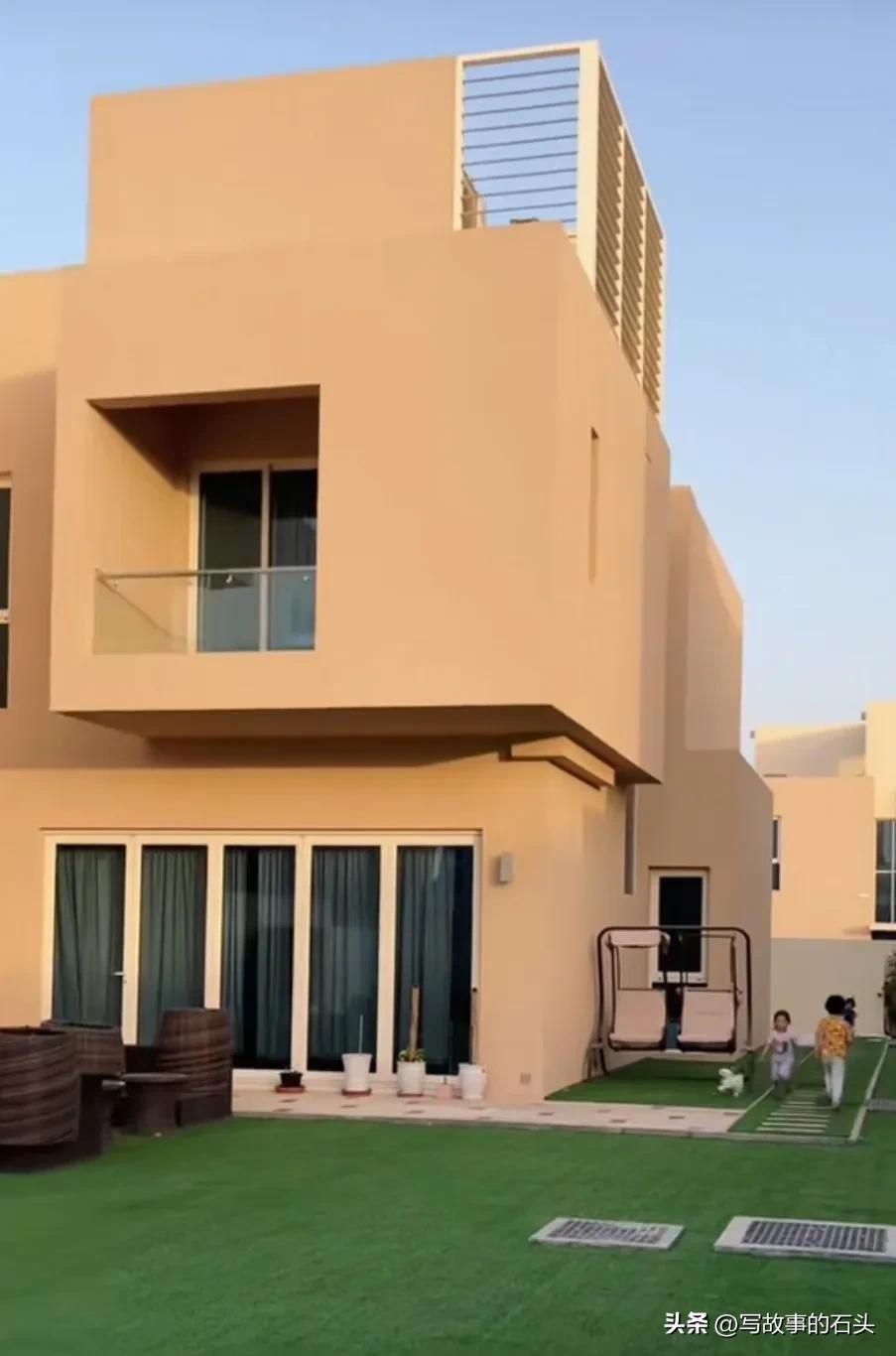 重庆小伙娶迪拜媳妇，生3娃，创业15年逆袭成功，把父亲接到迪拜