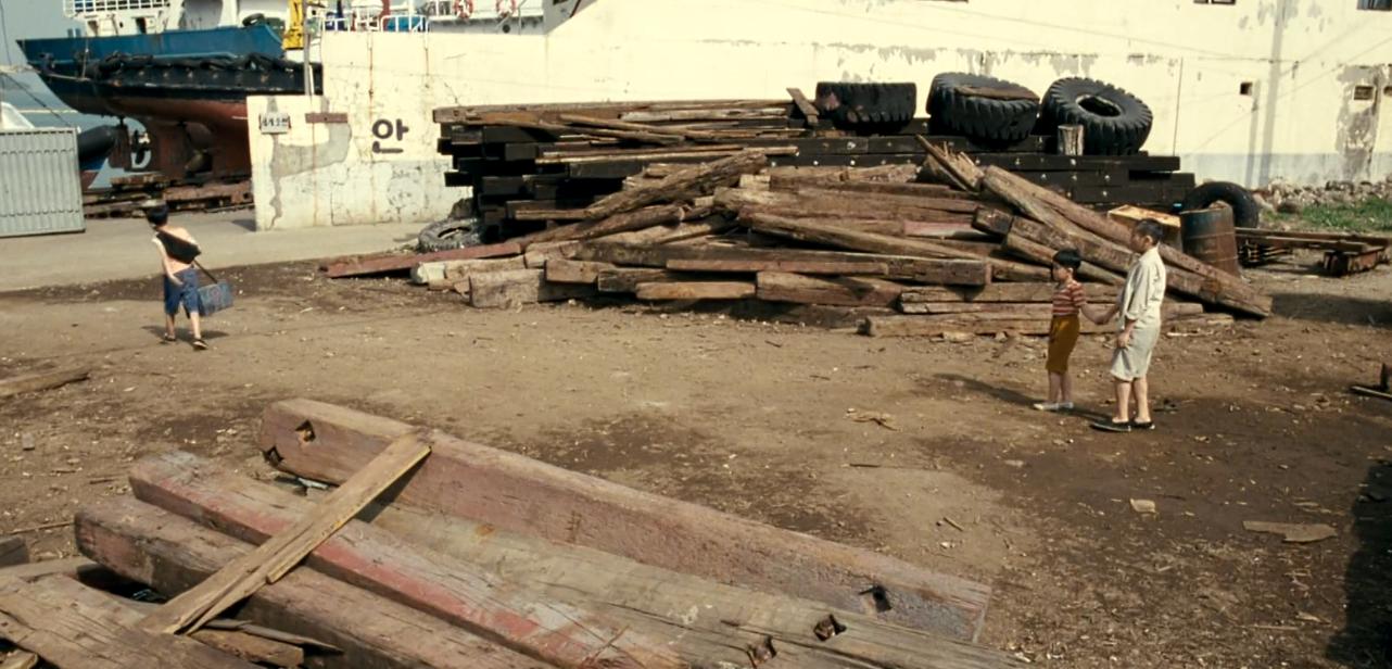 男孩为了救爷爷卖冰棒,男孩为救爷爷卖冰棒电影解说