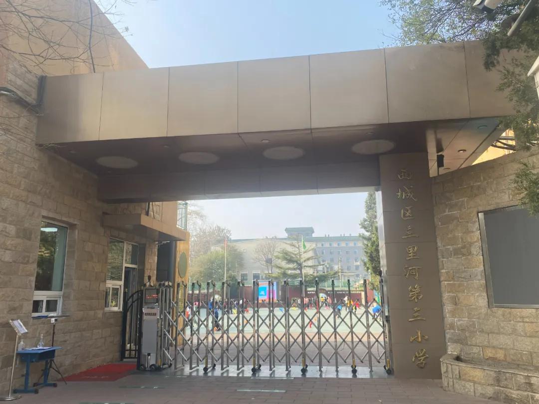 直降12万,直降2000米