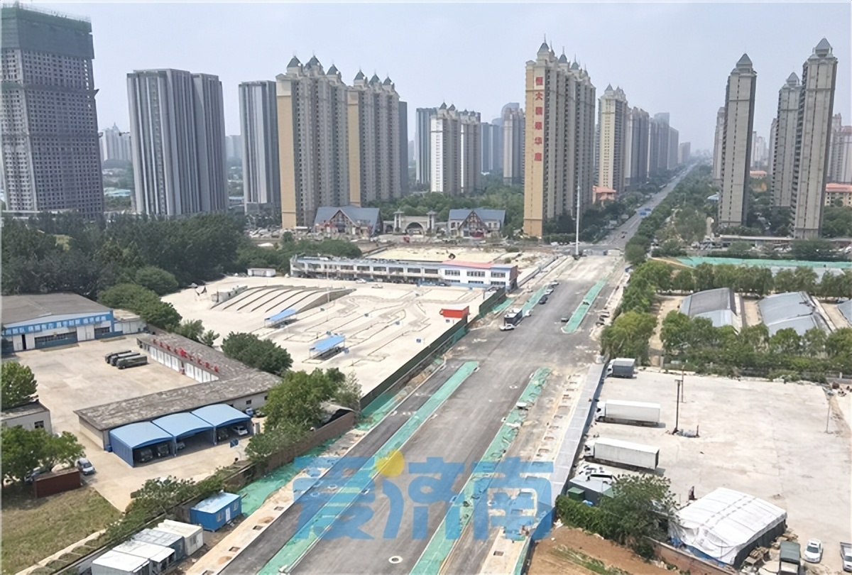 夏色初染泉城一起来找找济南府里的中国色吧~