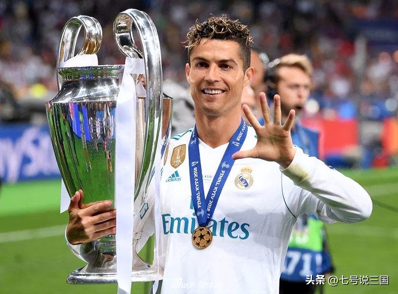 世界杯c罗和梅西的进球,世界杯历史上进球最多的球员是谁