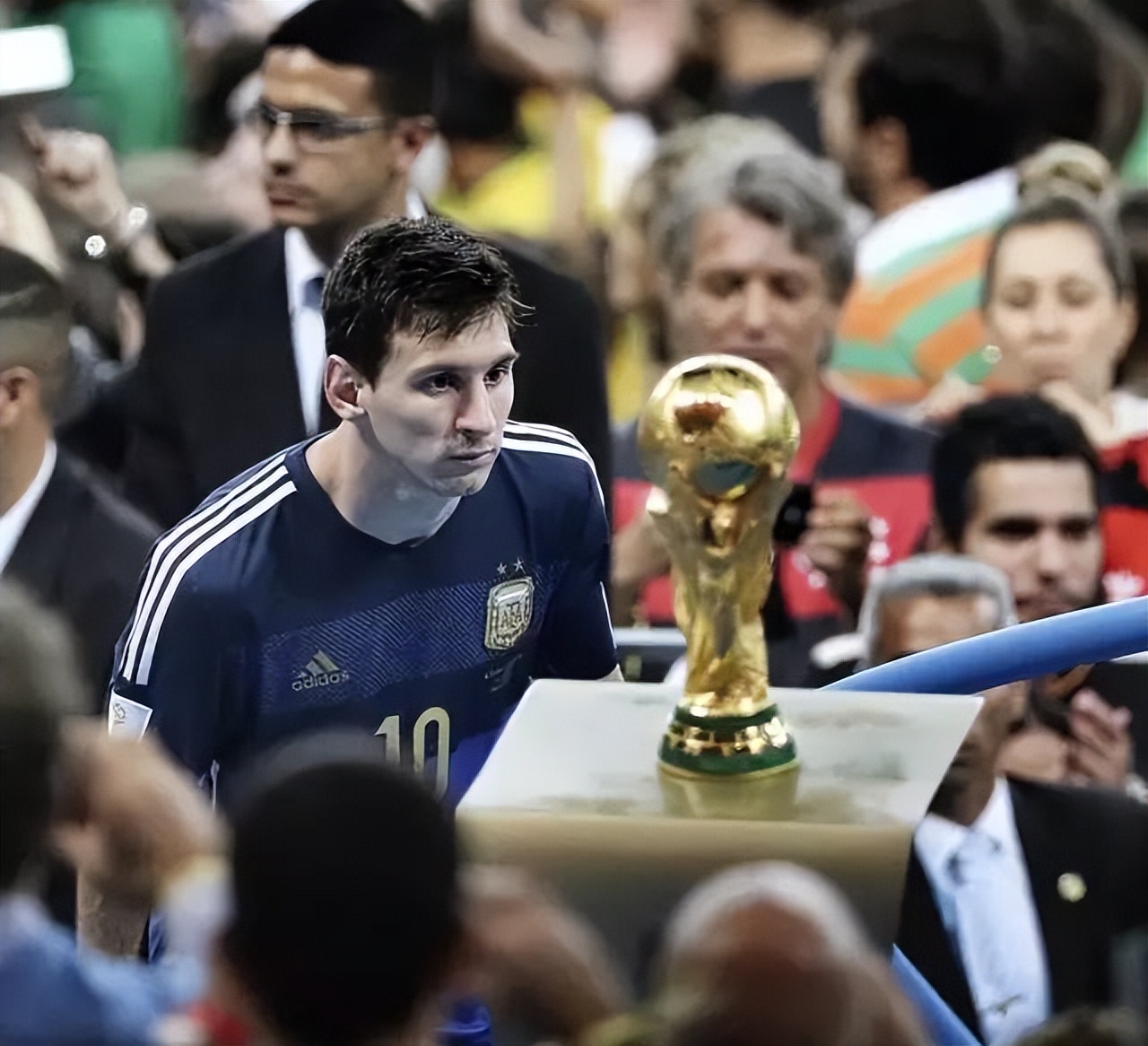 德国足球为什么是欧洲之王,为什么德国足球是热门