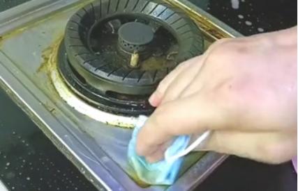 油烟机灶台上门清洗,油烟机清洗上门深度清洁