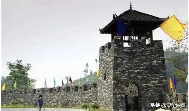 千里苗疆苗族村寨,松桃苗王城景区