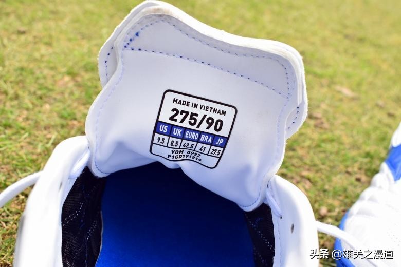 夏季重温2002世界杯的荣光，美津浓MIZUNOWAVECUPLEGENDAS足球鞋