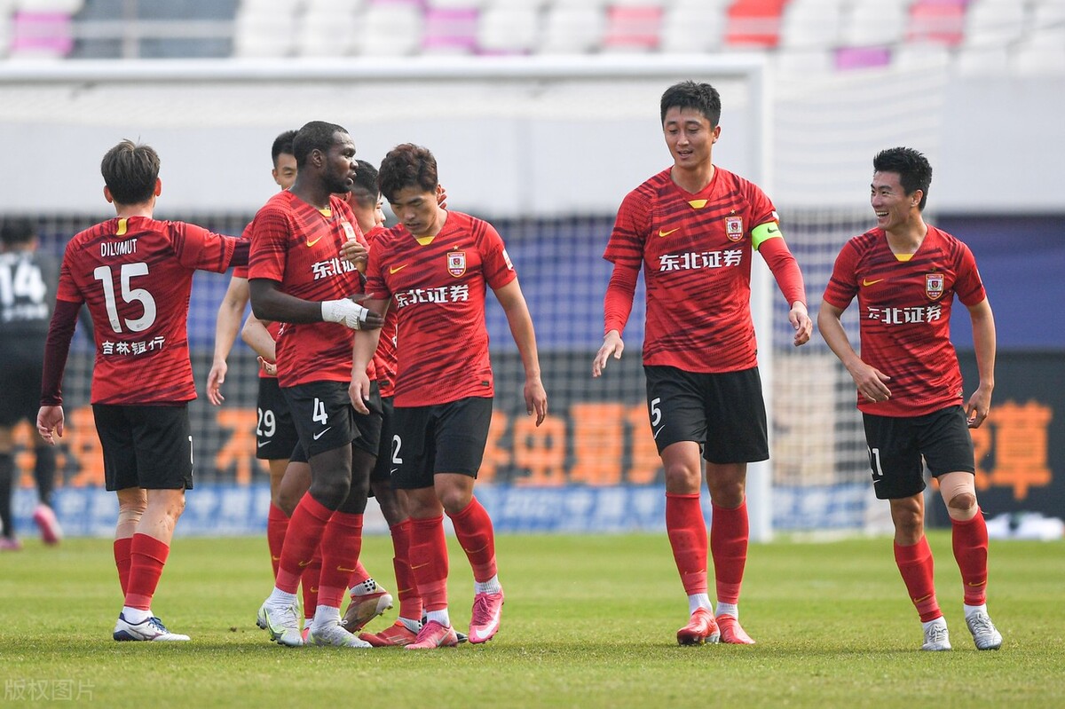 世界著名足球俱乐部队徽大全,世界足坛十大系列