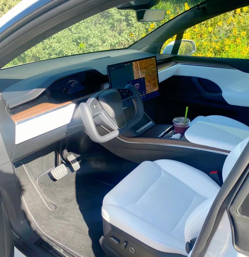 试驾特斯拉新款modelx,试驾特斯拉modelx2020功能介绍