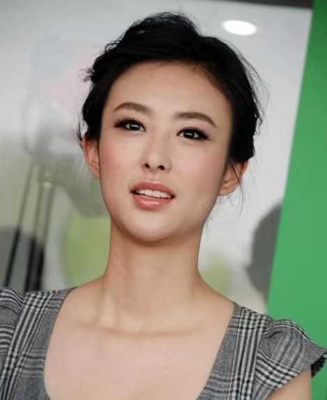 缈熷噷鍓嶇敺鍙嬪垽鍑犲勾,缈熷噷鍒嗘墜琚墠鐢峰弸鎭舵剰鎶ュ