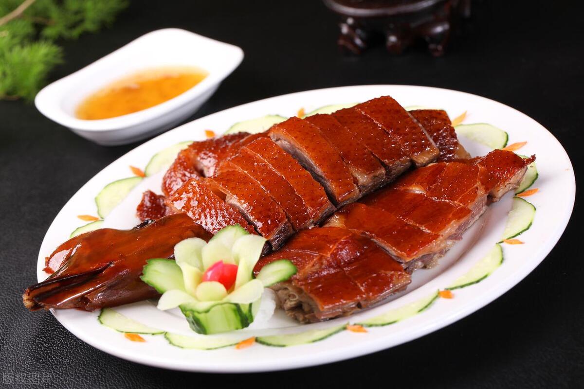 烤鸭的味道怎么形容,烤鸭的味道闻起来怪怪的