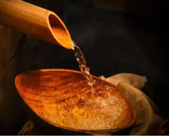 酒瓶上的3个字,酒瓶上有这三个标记千万别买