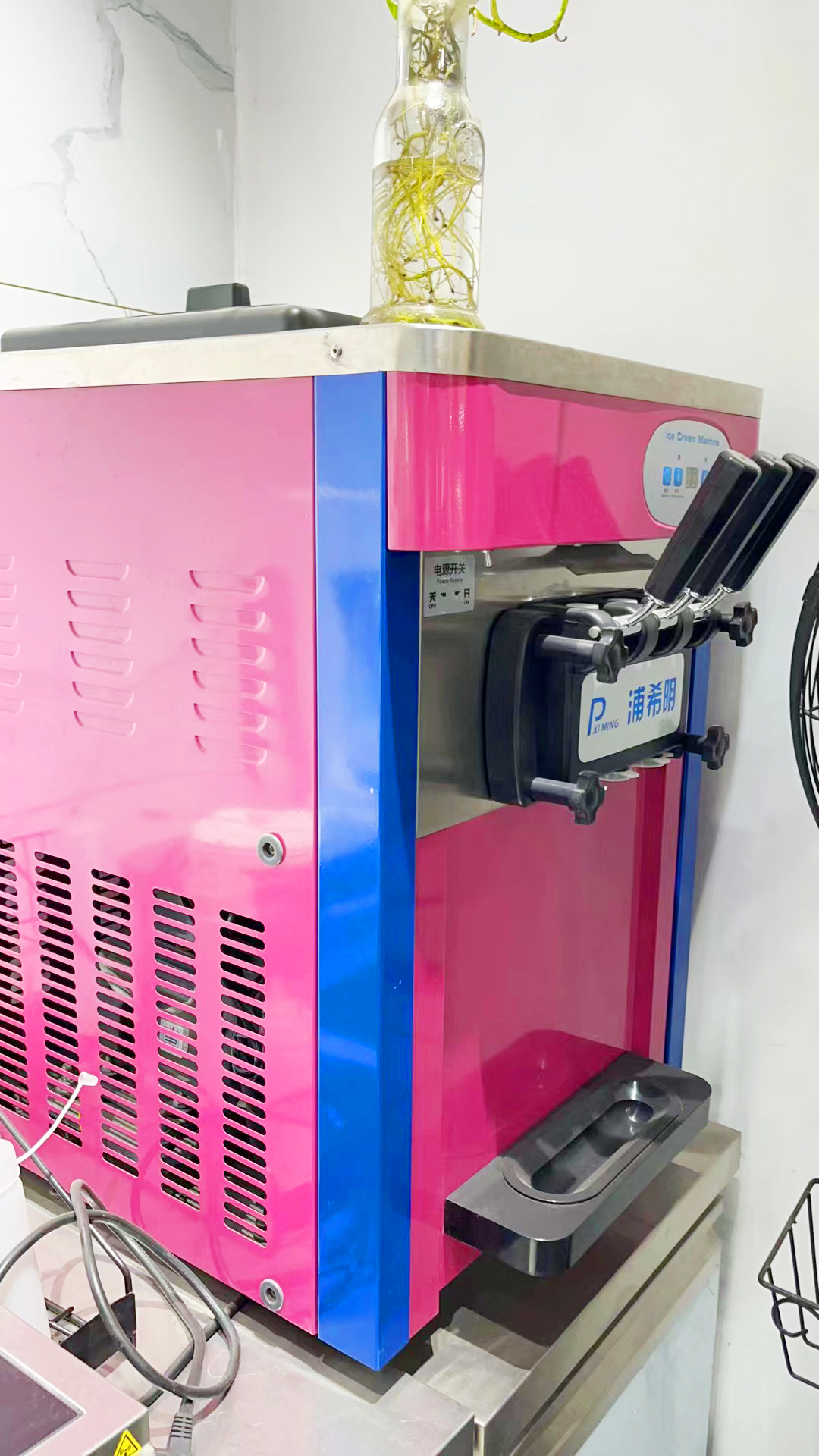 东莞奶茶店进货一般在哪里进货,东莞奶茶店设备哪里买便宜