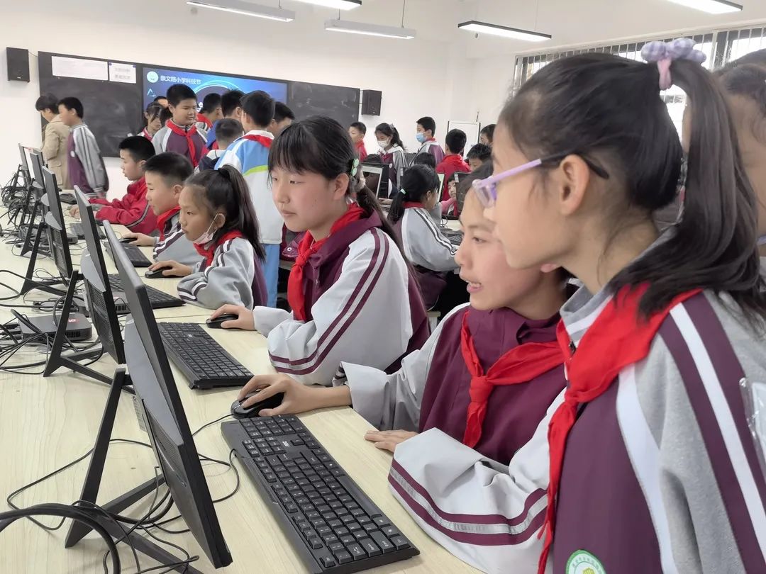 西安雁南小学科技节,西安庆华小学第三届科技节