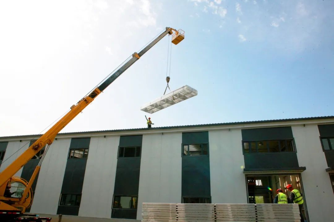 【贯彻落实师市*党**委“1+4+3+6”重点工作】蓄力加油“火车头”再添新动能——师市扎实开展“六抓”工作综述