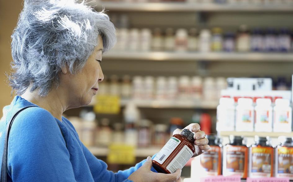 老年人应该补点什么营养品,老年人应该补充哪些营养素