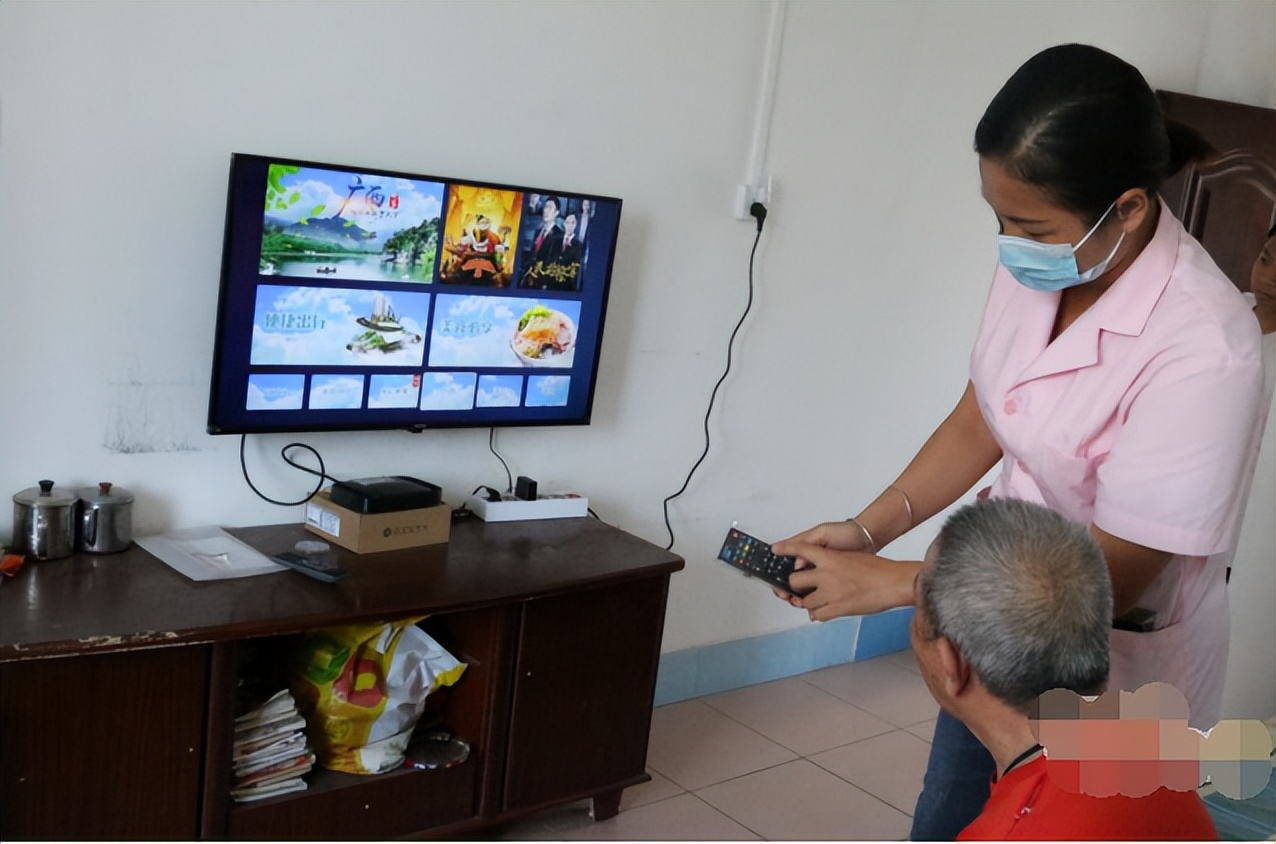 电视开始退出历史舞台？液晶电视200元仍卖不动，背后有何原因？