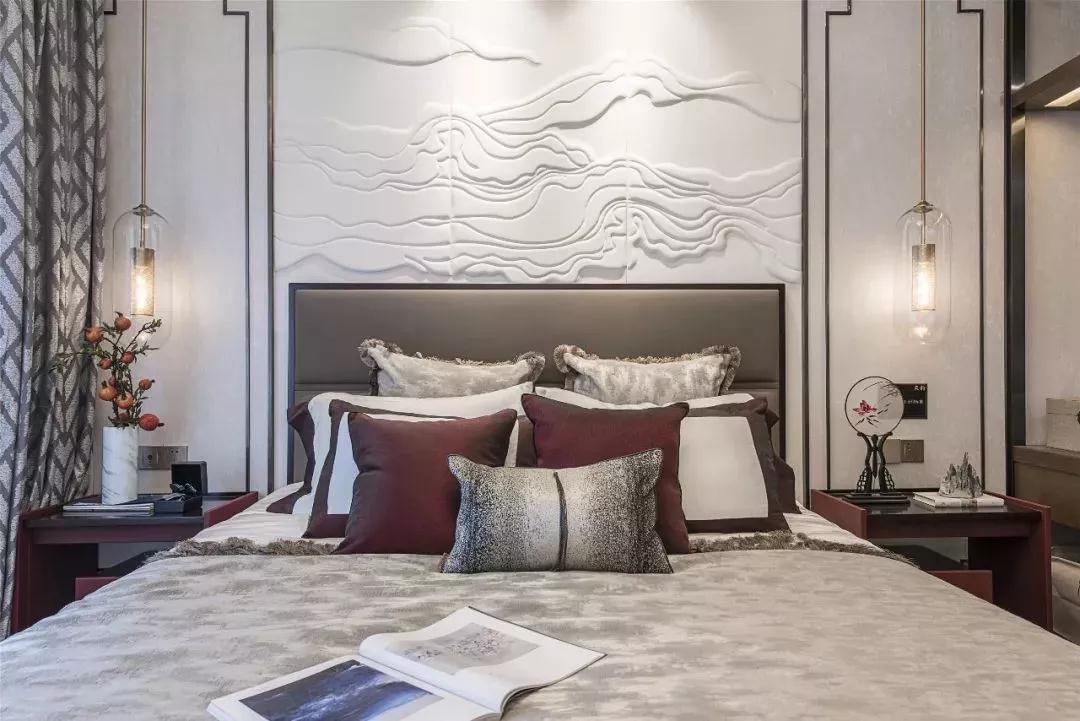 姑娘，看看我的房间