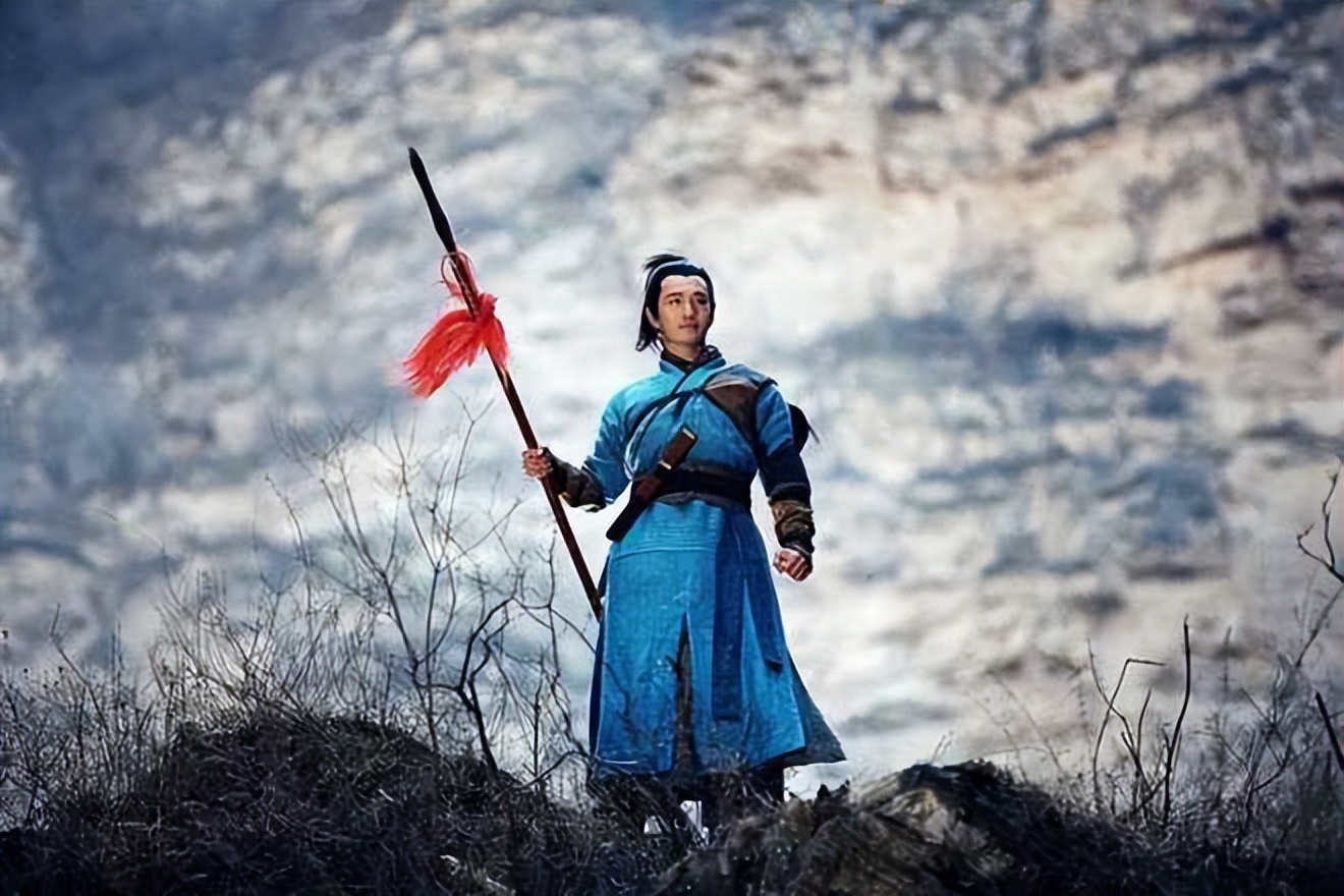 李清照和岳飞是一个时代的吗,李清照为什么不写岳飞不骂秦桧