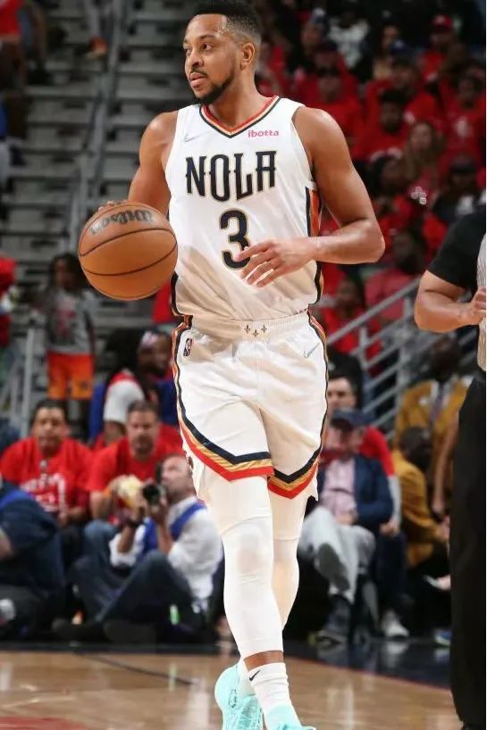 nba球星上脚球鞋2022排名,nba季后赛上脚