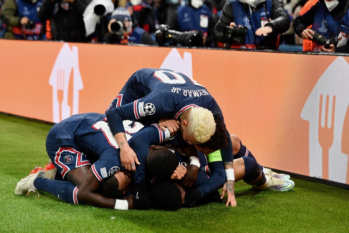 梅西姆巴佩皇马,梅西失点姆巴佩绝杀皇马中文解说