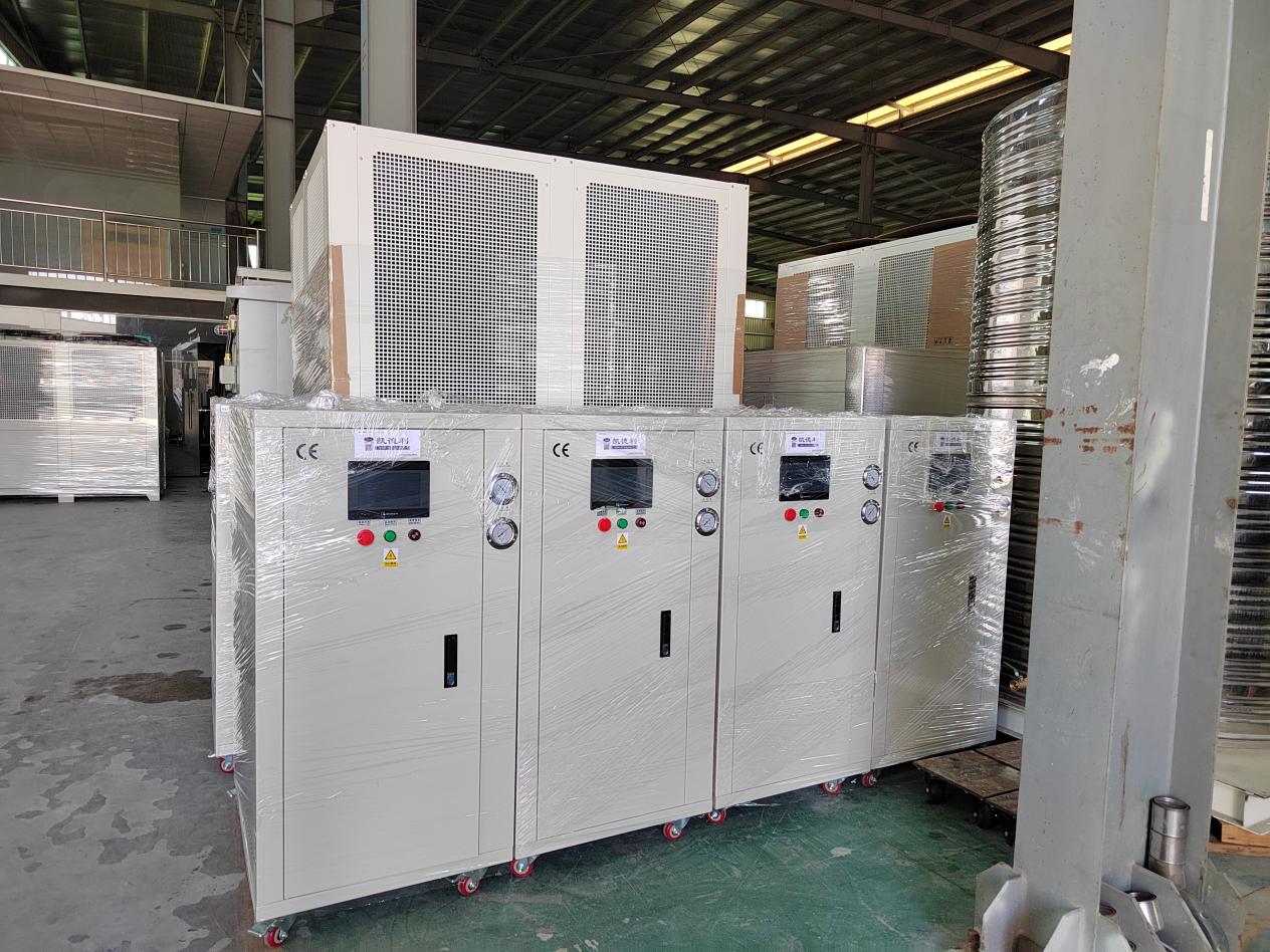 碳酸饮料冷水机哪家好一点,碳酸饮料混合设备