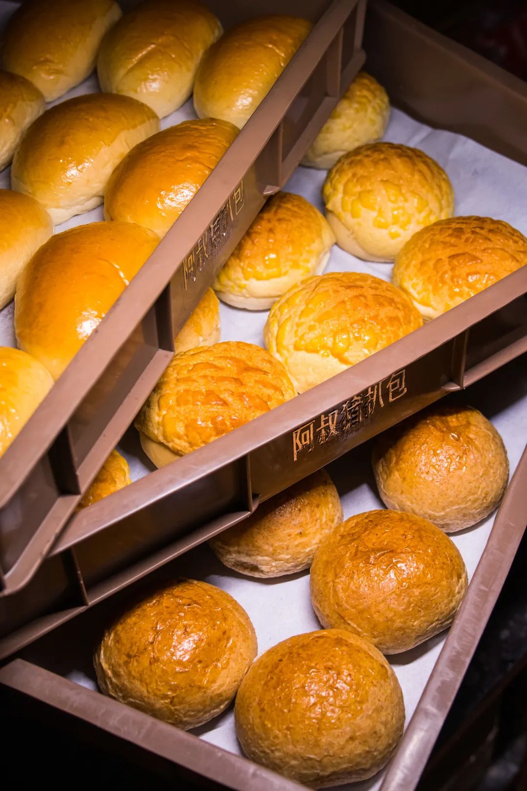 丹霞庄出现一个奇怪阿叔，一万块的店租竟卖起一元一只大鸡腿