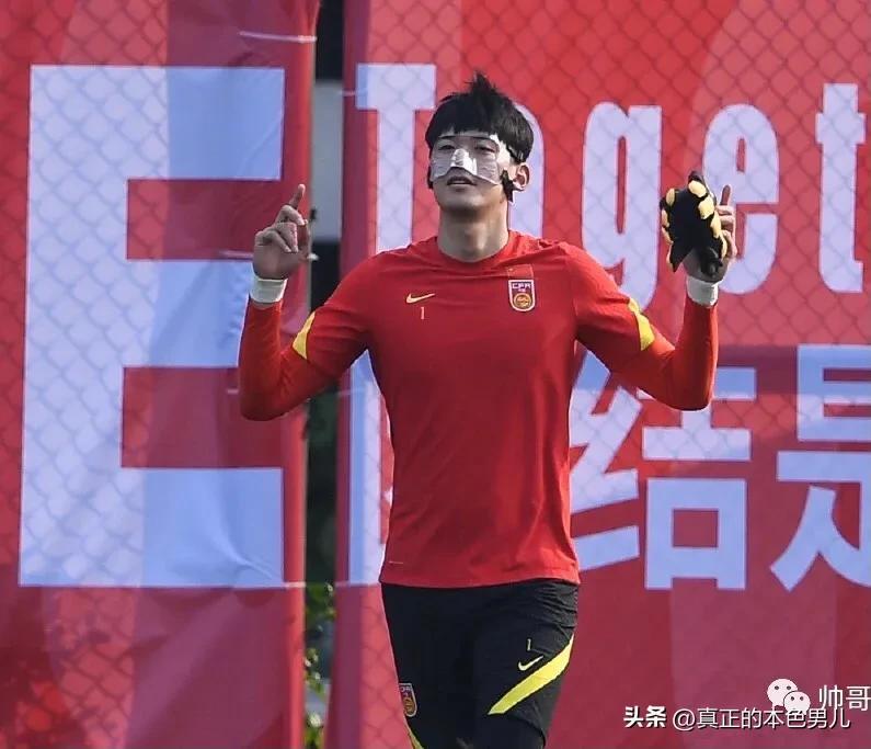 192厘米腹肌,183cm体育生腹肌