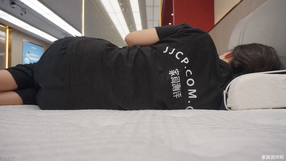 芝华仕5星床垫和雅兰床垫哪个好,芝华仕五星典范床垫测评