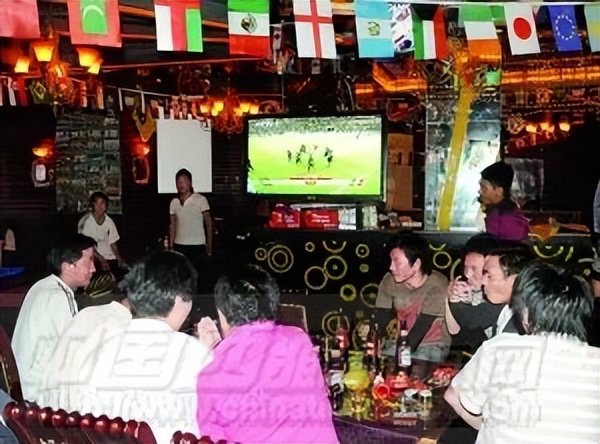 写给*藏西**球迷！听说，四届世界杯等于一届青春？