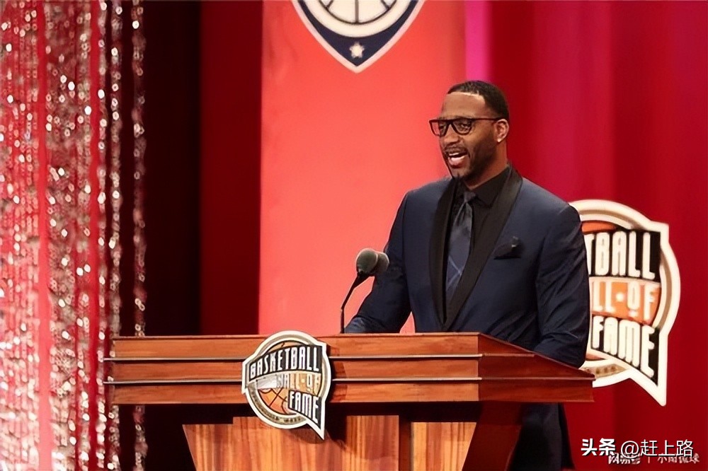 罗斯垫脚詹姆斯,罗斯踩单车