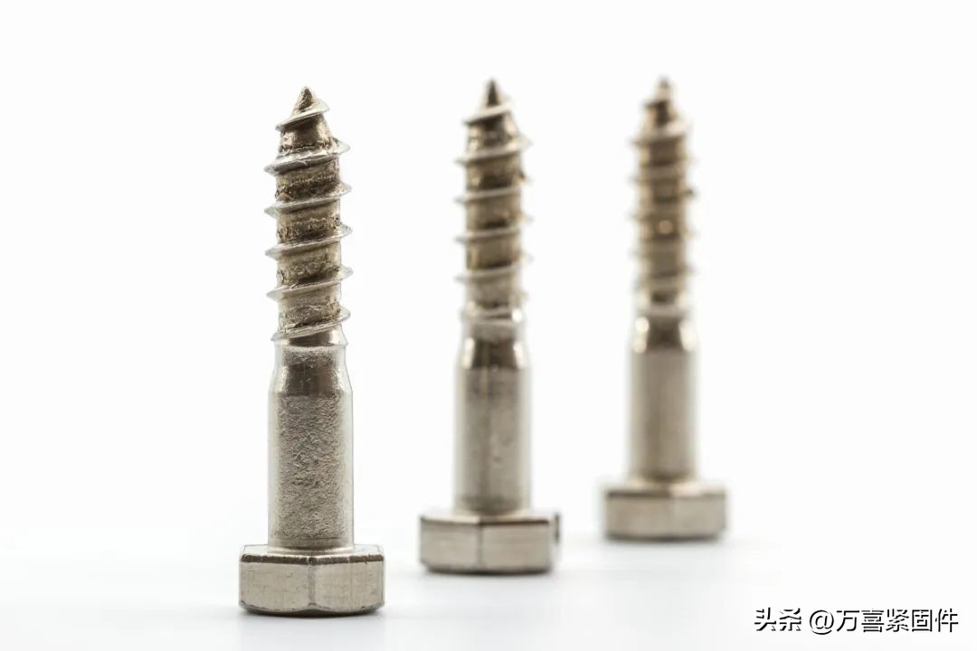 木螺钉结构,木螺丝跟木头最牢固的连接方法