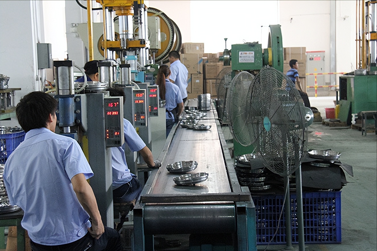 国货之光苏泊尔遭遇中年危机,苏泊尔国货之光