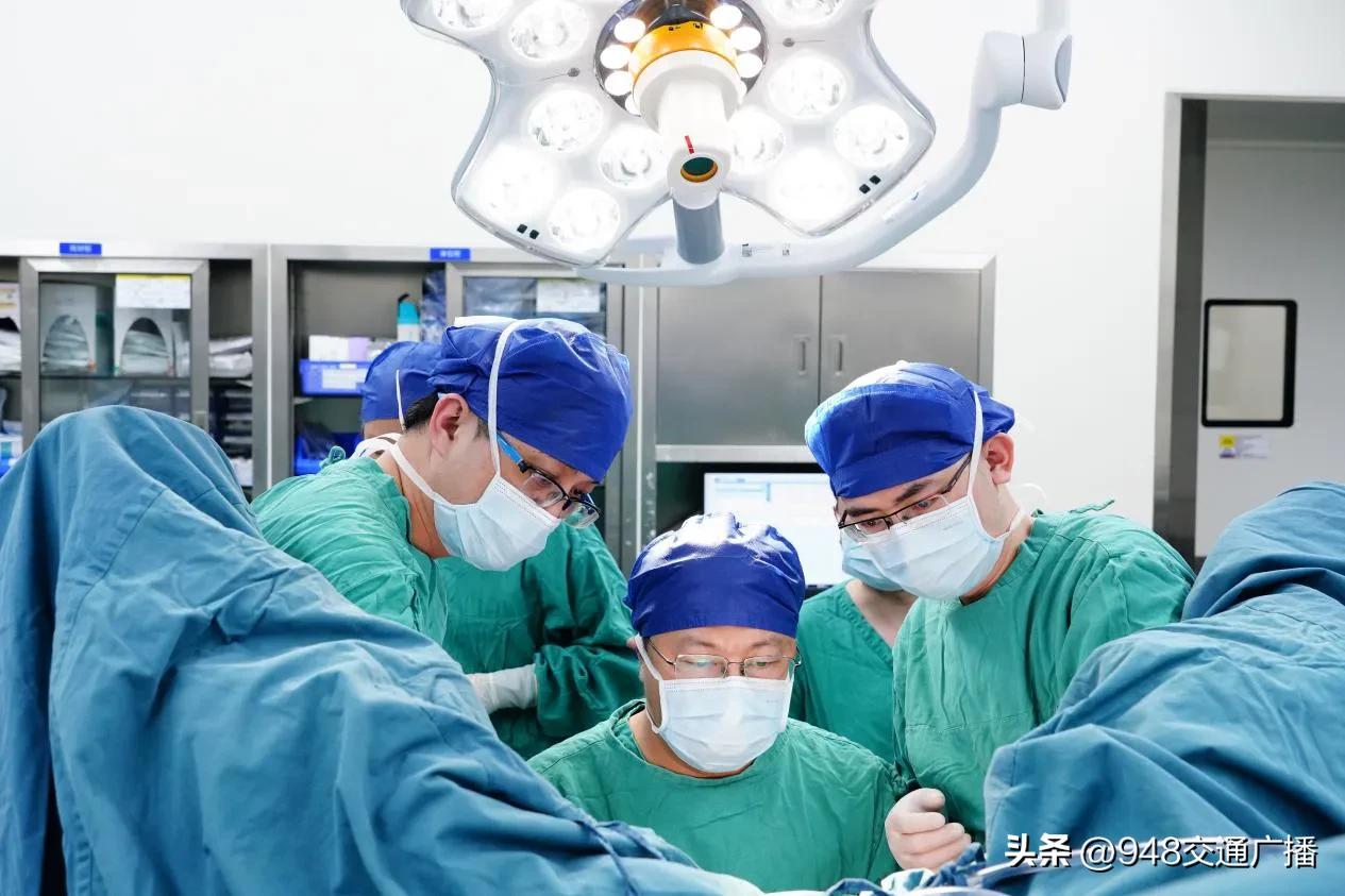 老人盆底肌修复手术,老人肛肠脱垂