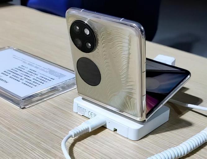 华为中端机哪款手机最值得购买,华为手机点评最高的是哪款