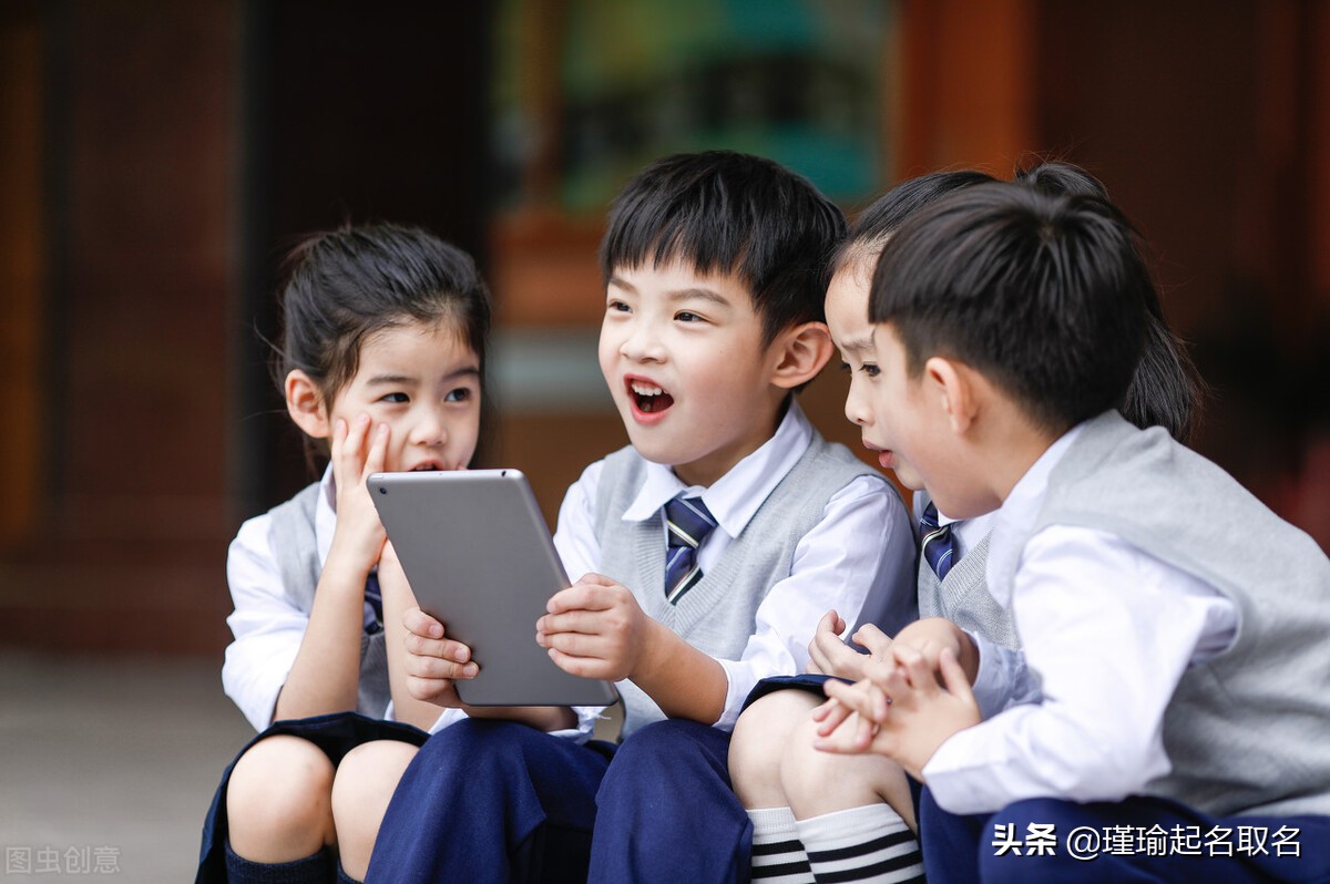 才华出众的起名常用字,用志字取的男孩名字