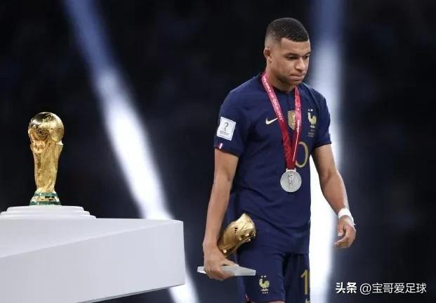 姆巴佩与梅西和内马尔的矛盾,姆巴佩与内马尔发生冲突