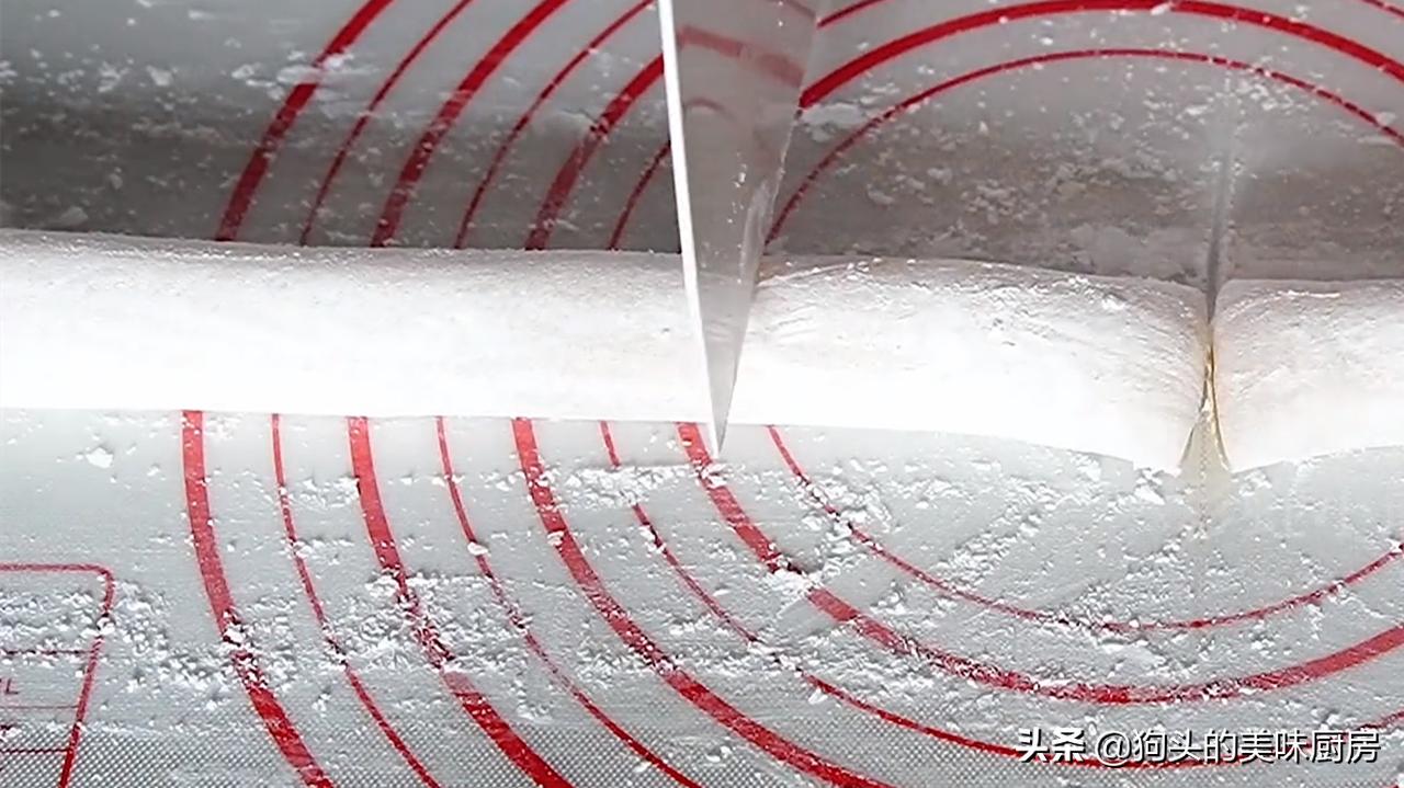 糯米粉可以做什么好吃又不上火的,糯米粉又有新做法不烤不烙