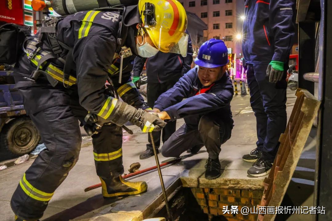 大型商业综合体消防演练任务分工,忻州消防开展无预案拉动实战演练