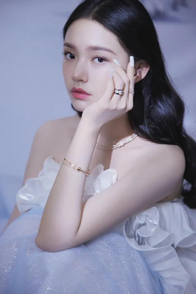 情人节送冰墩墩合适吗,冰墩墩情人节限定