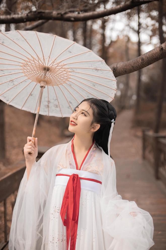 唐朝服饰各个部分介绍,唐朝着装特色是什么服饰