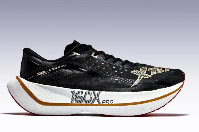 安踏李宁特步匹克跑鞋,特步安踏李宁361都是国货吗