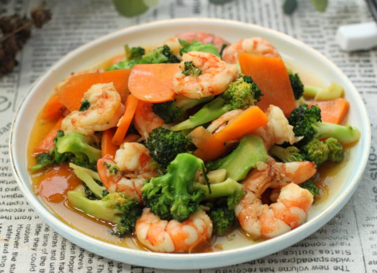 盛夏吃八素，无拘又无束，吃这7素，补水补维C，舒服过夏天