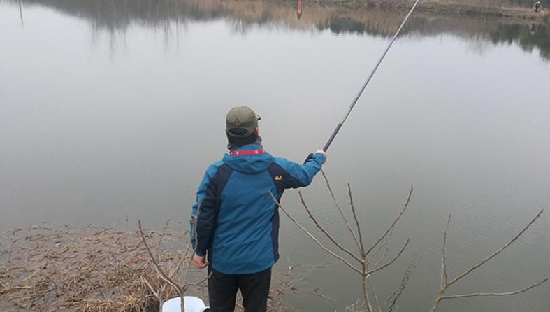 新手野钓鱼竿推荐,新手野钓鱼竿品牌综合竿推荐