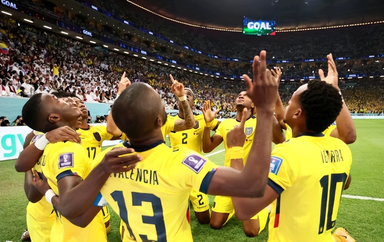 浙江啦啦队撞脸陈妍希,啦啦队撞脸杨幂