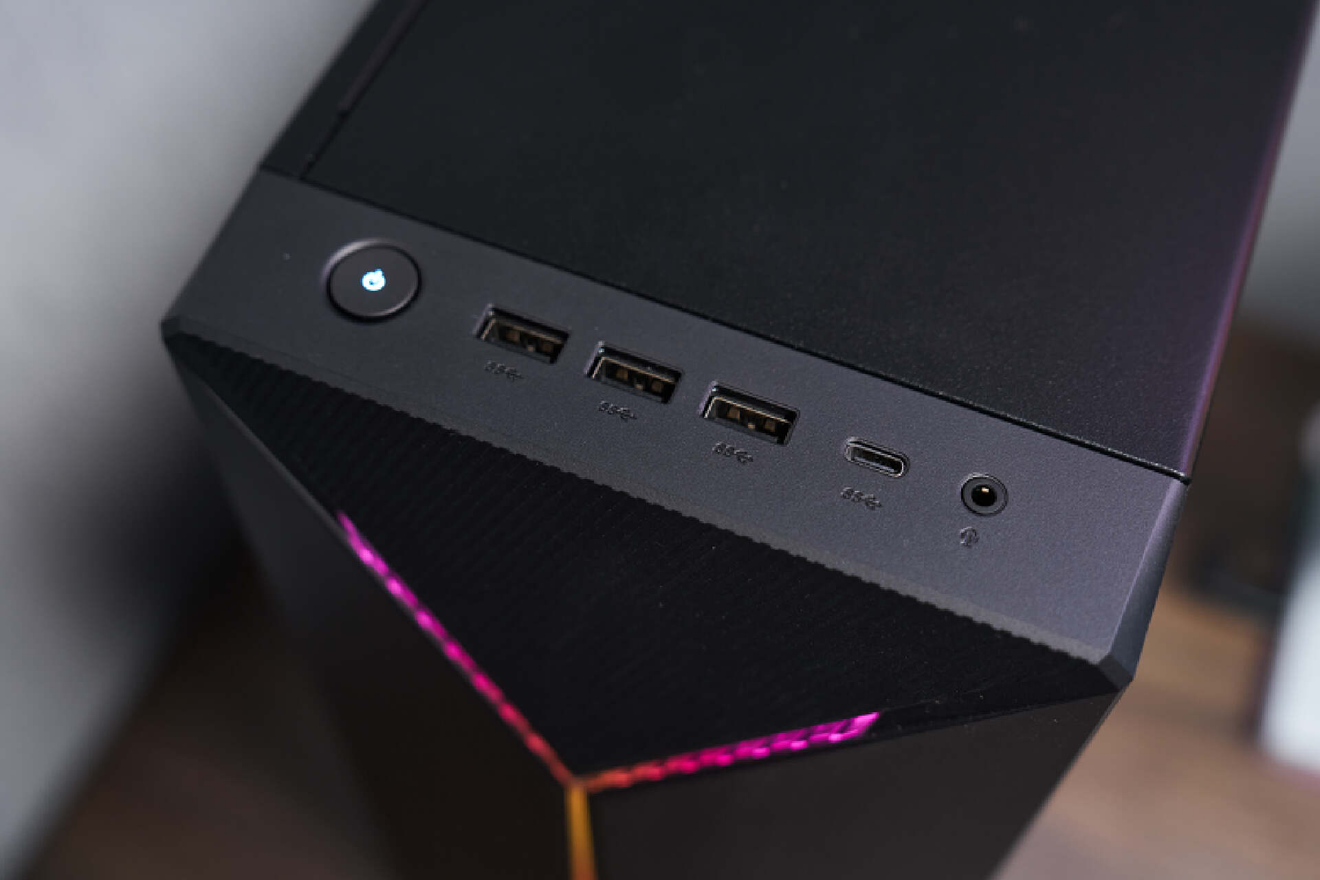 华硕天选x2023台式机改装,华硕天选x2023台式加硬盘