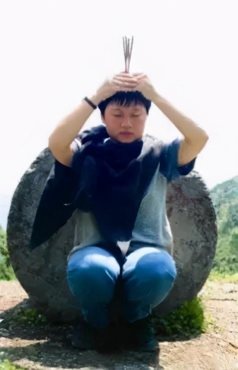 出家的李娜今年多少岁,李娜出家前的心酸