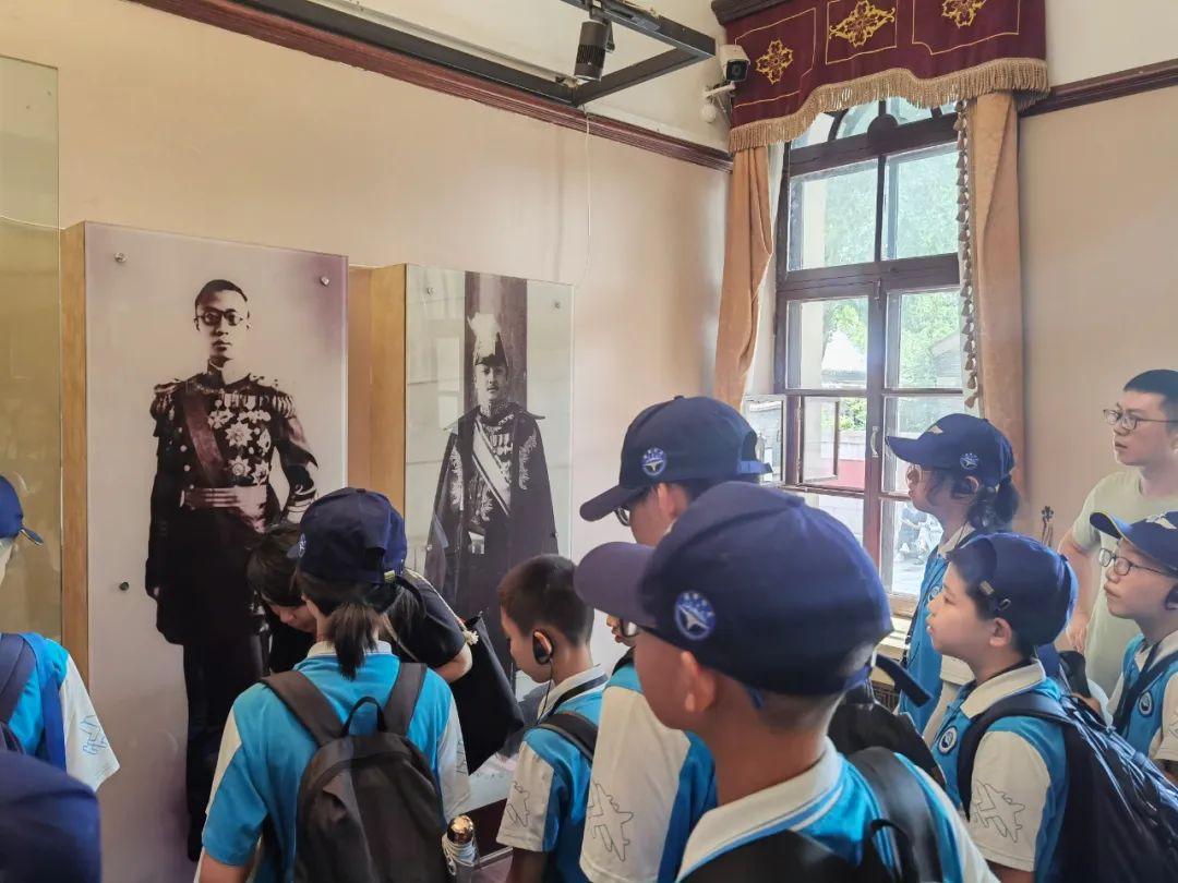 追梦空天凌云志振翅鸿雁赋能时——首都师范大学附属中学育鸿学校