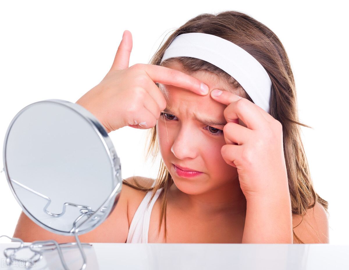 为什么我们脸上会长痘痘,少年脸上长了好多青春痘怎么办