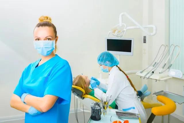 普通女孩子如何变美,21岁普通女孩如何变好看