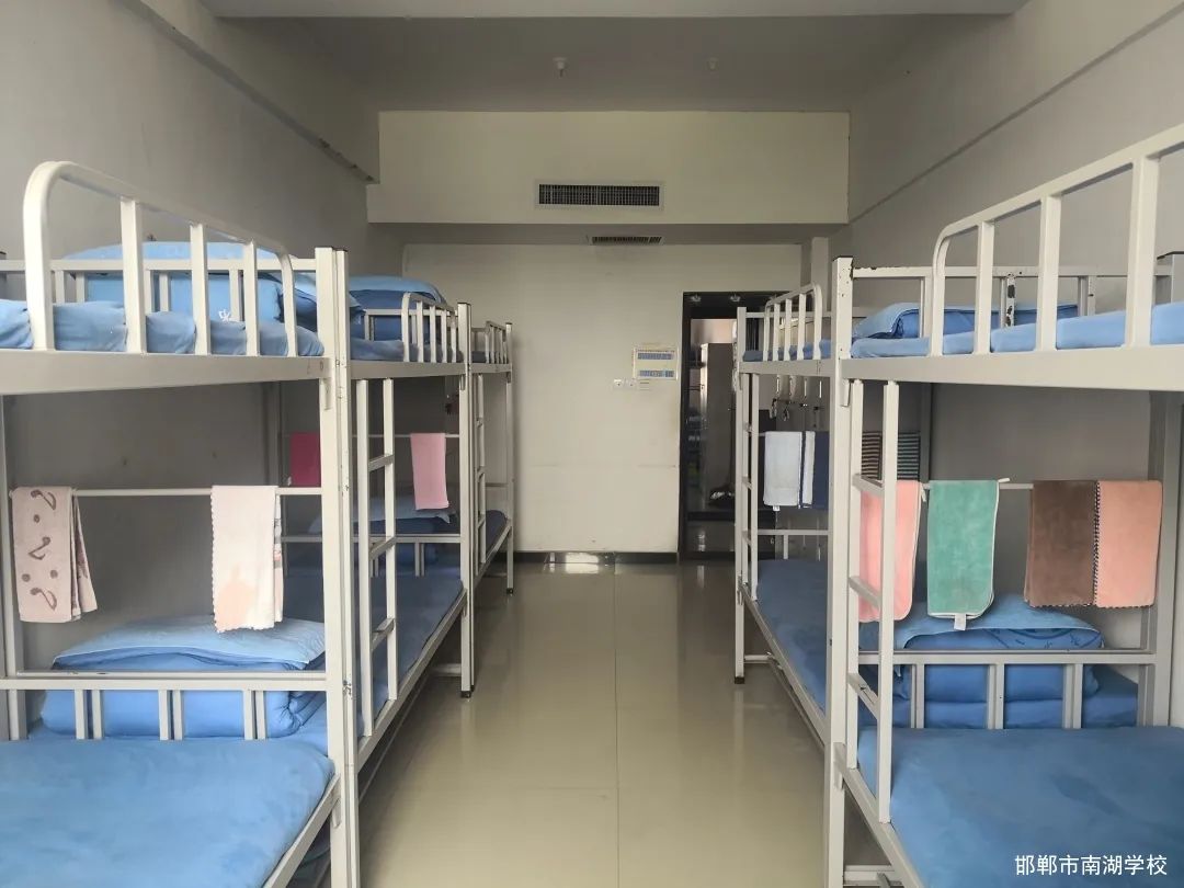 邯郸南湖学校,邯郸南湖中学电话号码