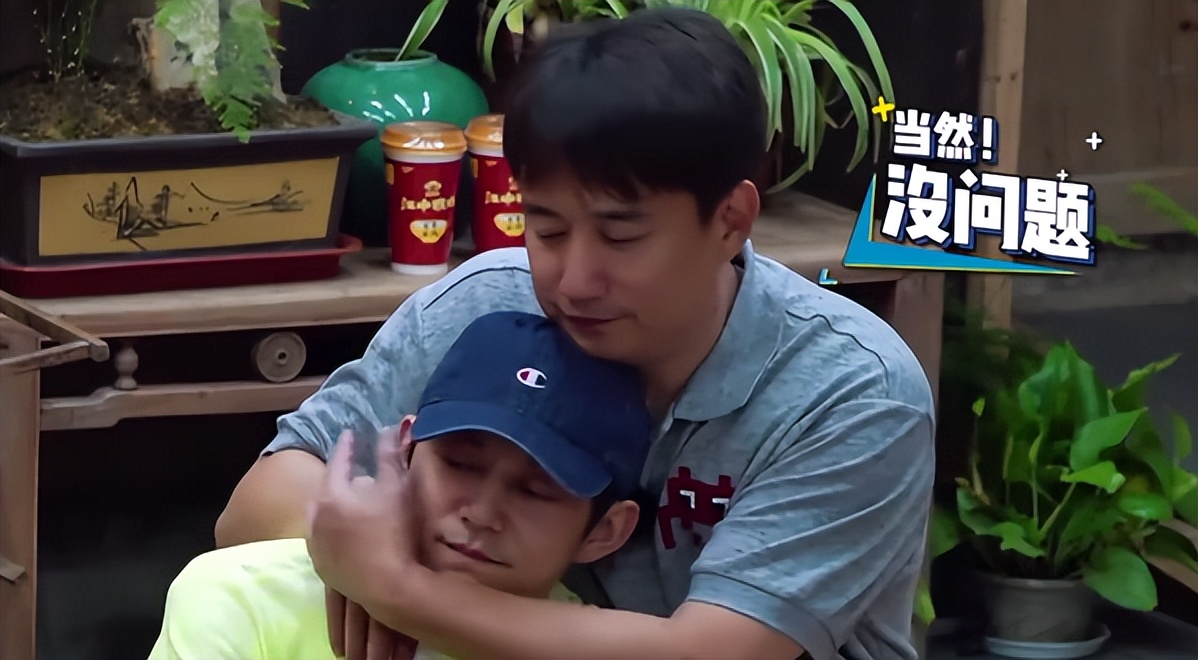 张庭一年80亿，陈赫开店700家：明星收割粉丝的刀，才是最狠的